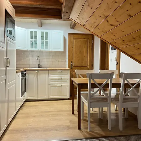 Horsky Dvur 3*