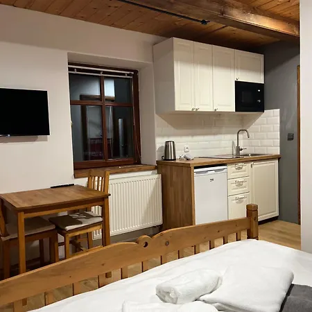Konukevi Horsky Dvur 3*