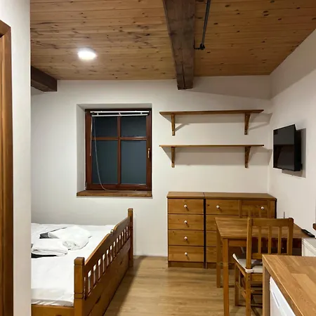 Horsky Dvur Konukevi 3*